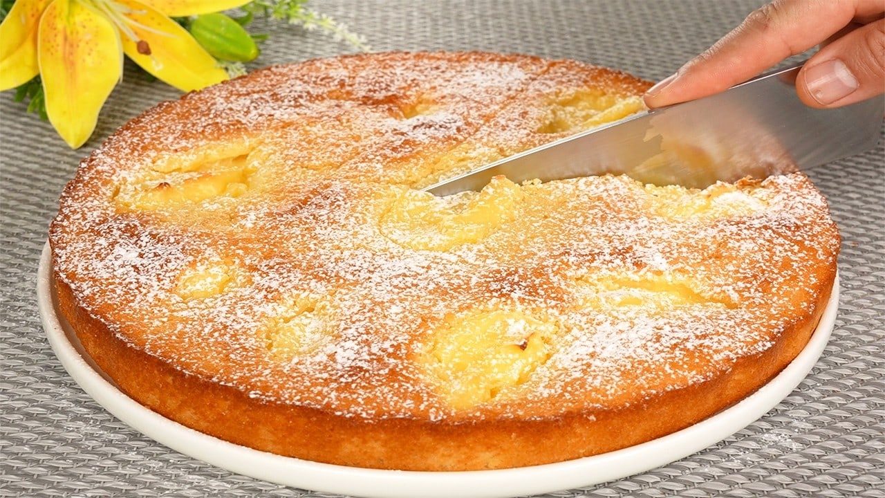 Gooey Lemon Custard Cake 1